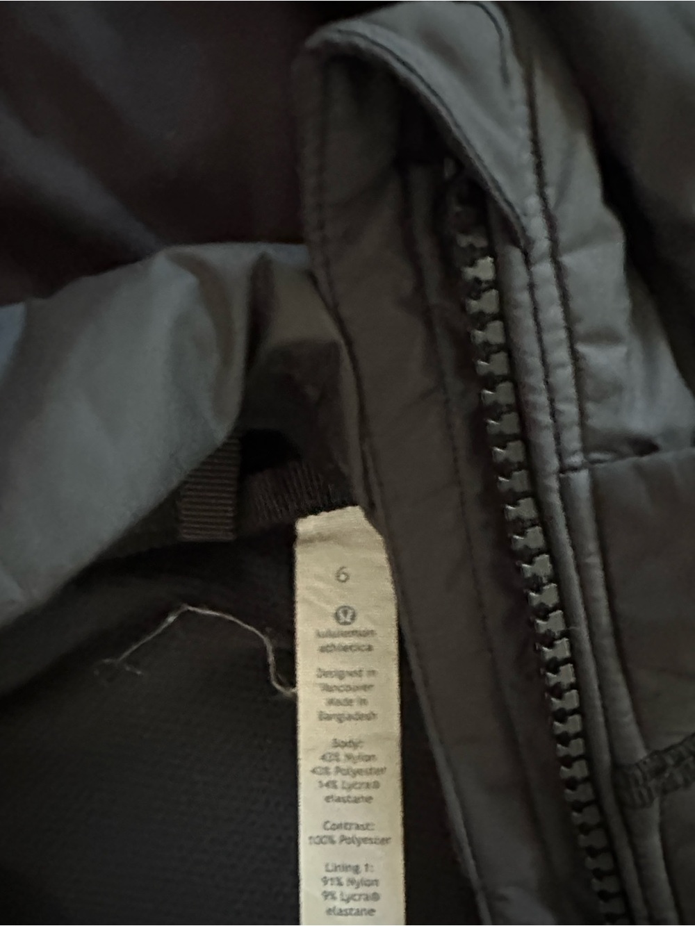 lululemon athletica Black Quilted Hooded Puffer Jacket - Picture 5 of 7